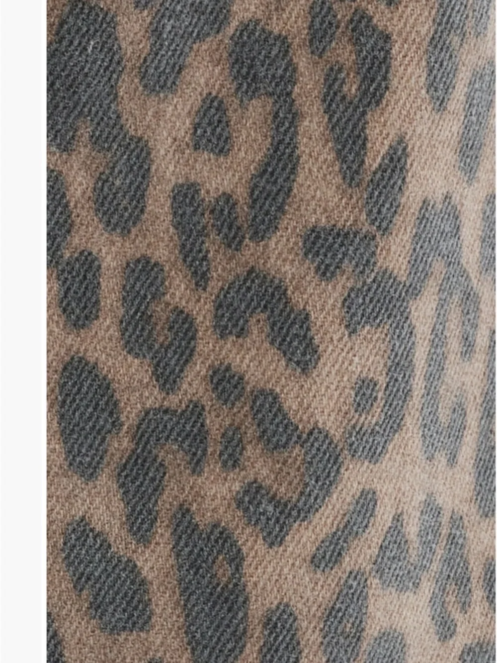 Hidden Jeans Leopard Print Wide Leg Pants - Picture 6 of 10